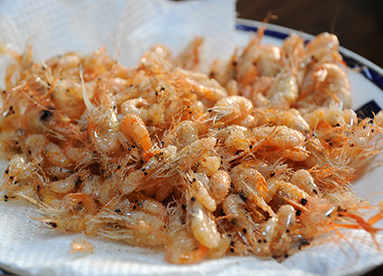 激うま！テナガエビの素揚げ