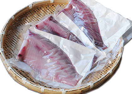 コイ業界の革命！「凍結コイフィレ」を開発