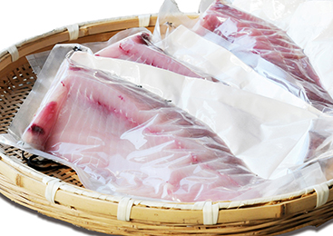 コイ業界の革命！「凍結コイフィレ」を開発