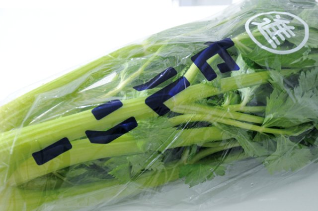 伊藤さんと同じデザインで「江」を「進」に変えたパッケージ