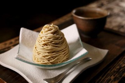 「モンブランデセル」