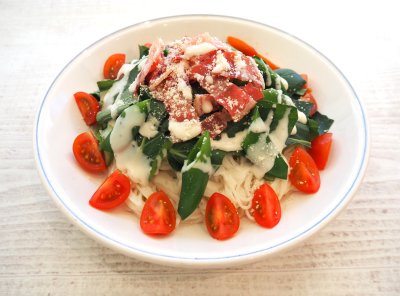 そうめんでつくる 小松菜の#いばらきシーザーサラダ麺