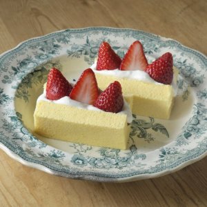 【2/21(日)まで】美味しい旬をむかえた茨城のいちご「いばらキッス」を召し上がれ！「いばらキッス スイーツフェア」を開催！ 