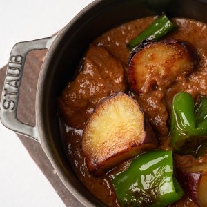 茨城県出身の有名シェフらが県産食材を用いて創作する期間限定お取り寄せカレー　食彩王国いばらきシェフ渾身のカレーリレー第二弾！
